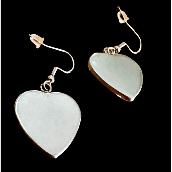 Trump 2024 Earrings MAGA New Heart Shaped Dangle Hooks Patriotic Electi… - Picture 12 of 12